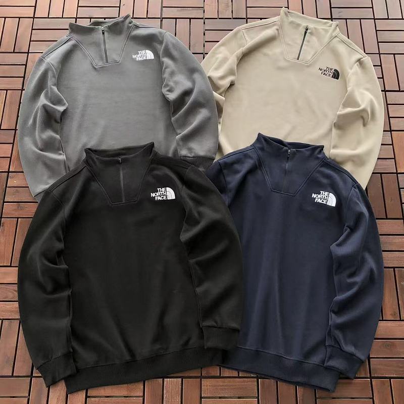 The North Face Explorer Essential Quarter-Zip